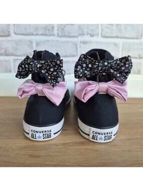 ⭐Converse Chuck Taylor Floral Bow Hi Size 5.5 Men's shoes Sneaker Black A19824F